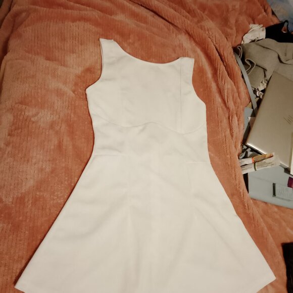 White Backless Mini Dress - Picture 4 of 4
